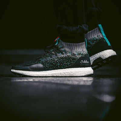 Ultraboost Mid Packer x Solebox - ENStest