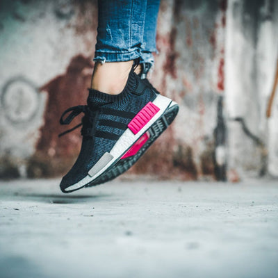 NMD R1 PK Shock Pink Grey Core Black - DistriSneaks