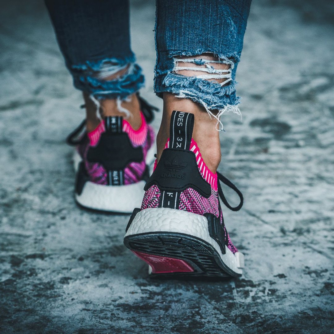NMD R1 PK Pink Black - DistriSneaks