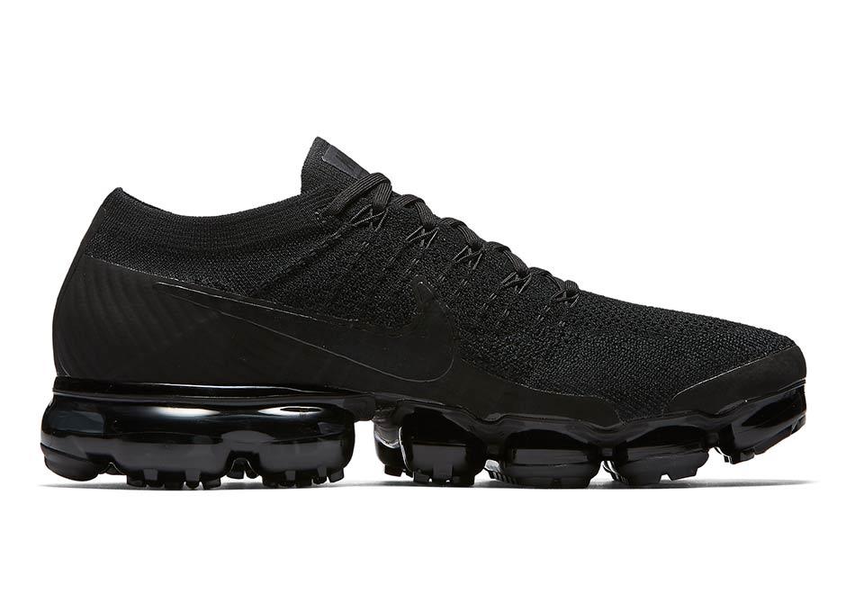 Nike air vapormax triple noir Clearance